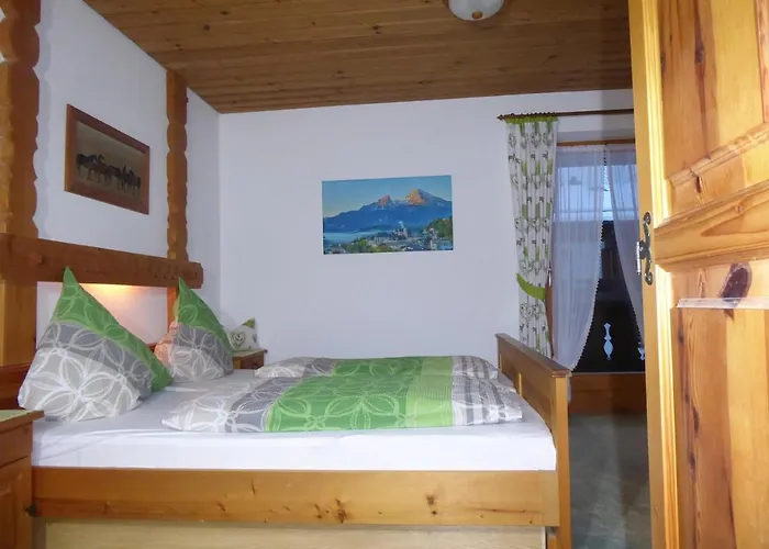 Haus am Reschenberg Ferienwohnungen